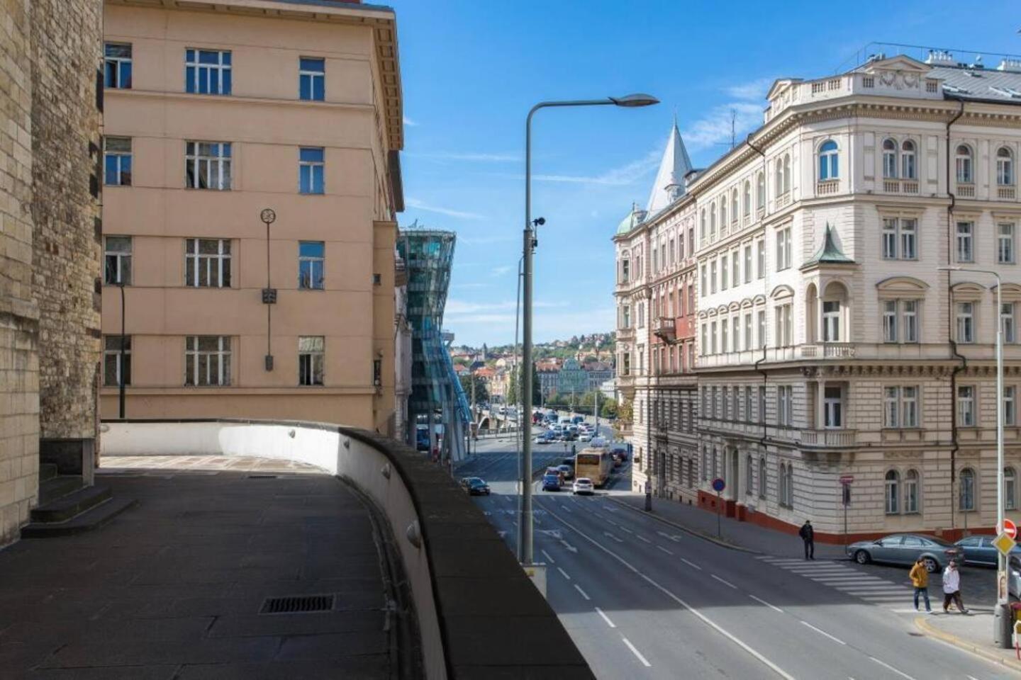 Place Of Grace - 50 Meters From Dancing House Prag Eksteriør billede